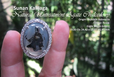 Indonesian Natural Agate Chalcedony Untreatment Bermotif Gambar Sunan Kalijaga